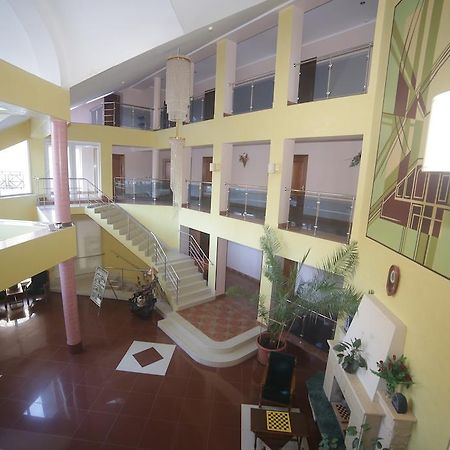 Sonyachna Polyana Hotel Luaran gambar