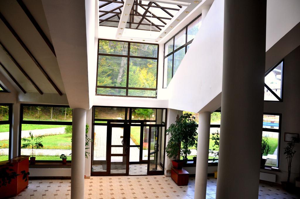 Sonyachna Polyana Hotel Luaran gambar
