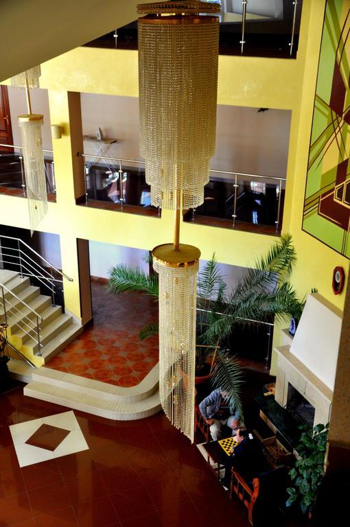 Sonyachna Polyana Hotel Luaran gambar