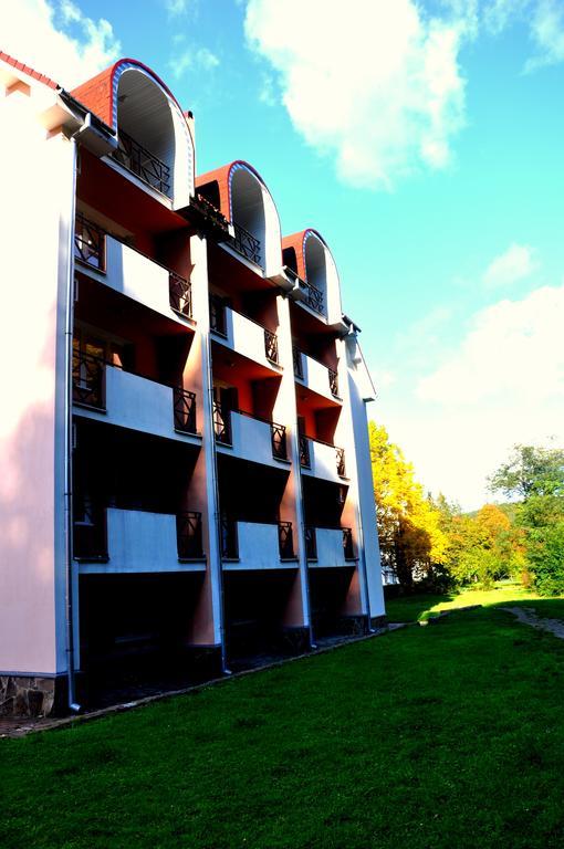 Sonyachna Polyana Hotel Luaran gambar