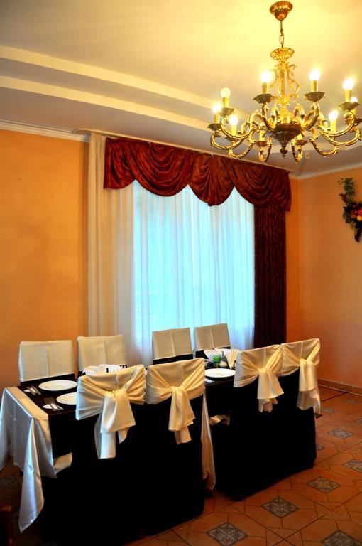 Sonyachna Polyana Hotel Luaran gambar