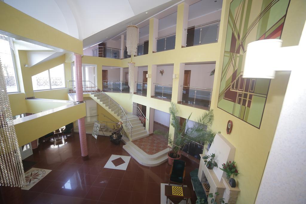 Sonyachna Polyana Hotel Luaran gambar
